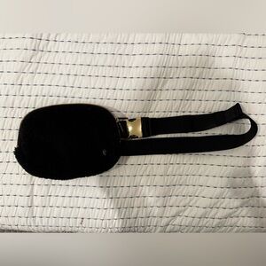 🍋Lululemon Everywhere Belt Bag Black Fleece🍋